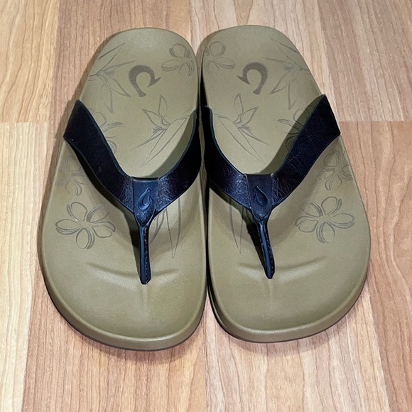 OluKai Ohana flip flops sandals, brown leather straps, size 8 women’s - Picture 5 of 10